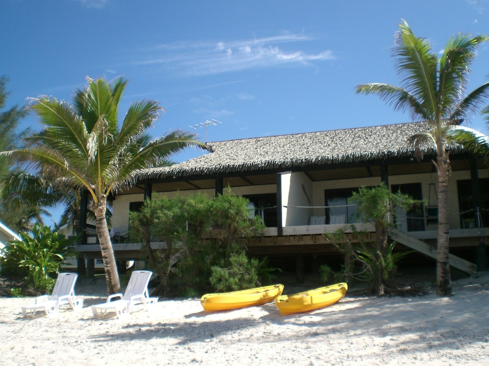 Rendezvous Villas 1/17
