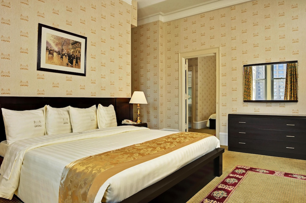 The Congress Plaza Hotel 6/50