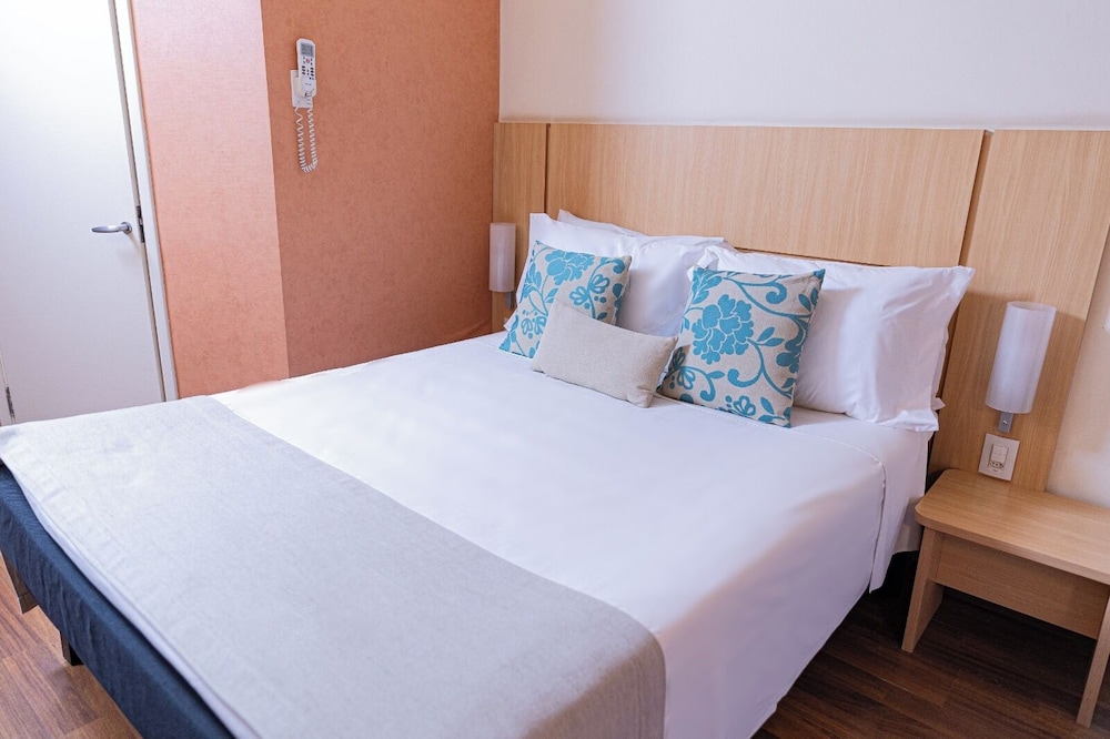 Hotel Lieto 11/48