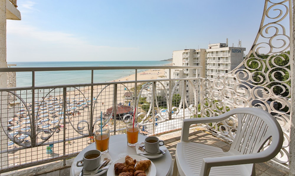 Hotel Nona 20/26