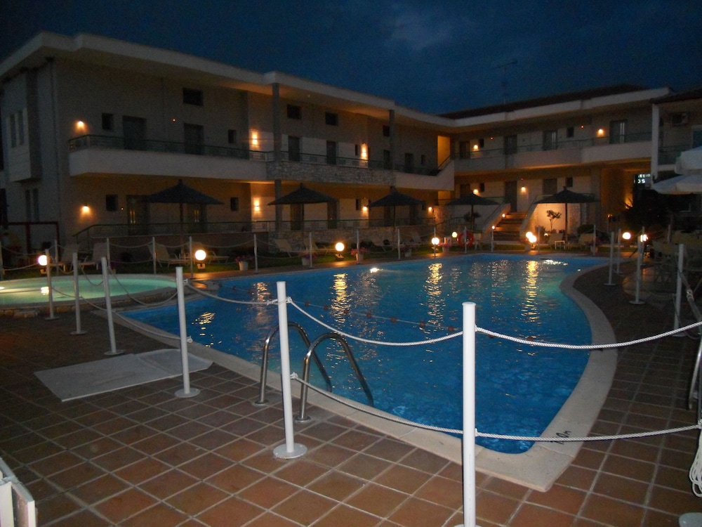 Alexander Inn 30/50