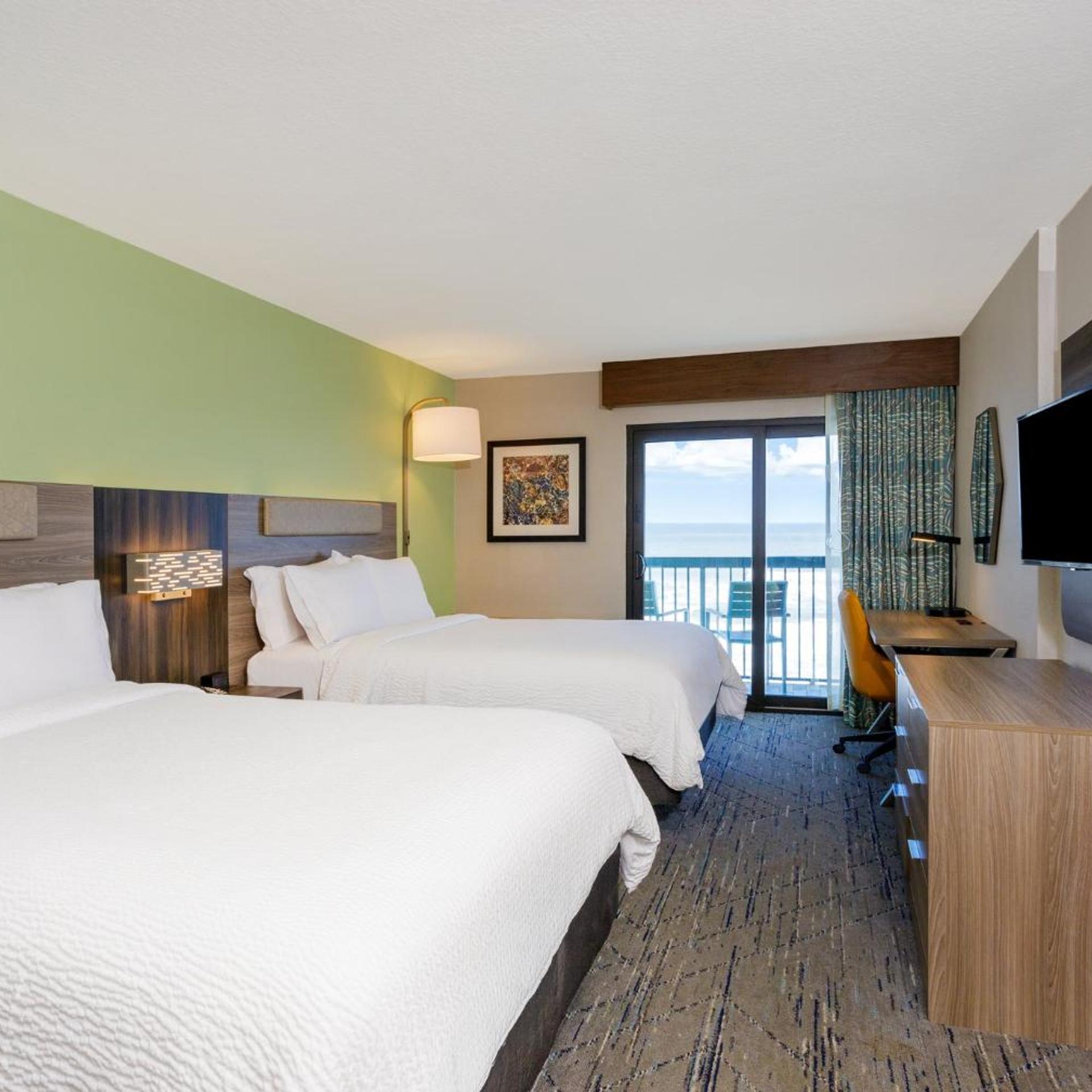 Premium, 2 Queen Beds, Accessible