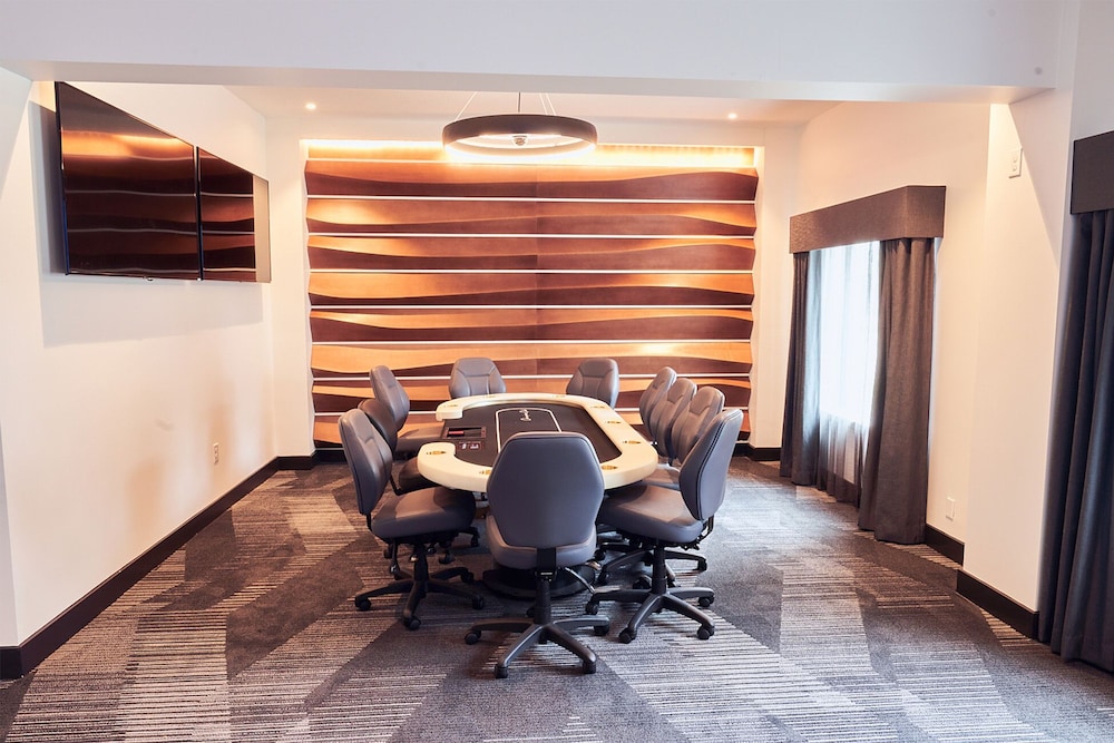 Champions Club and Hotel, Houston Westchase 40/54