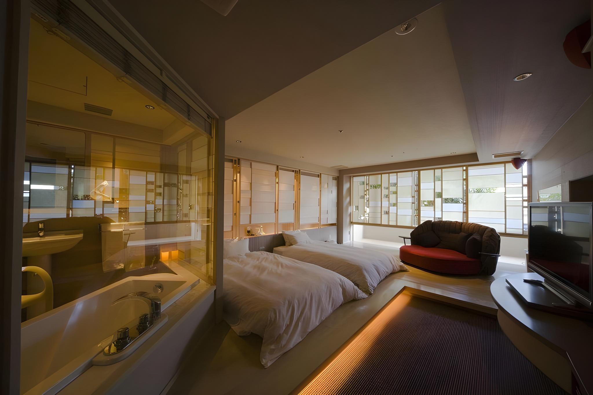 Healing, Twin Beds