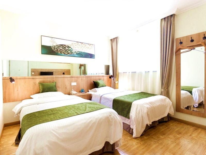 GreenTree Inn Zhenjiang Yangzhong North Gangdong Road Food Street Express Hotel 13/50