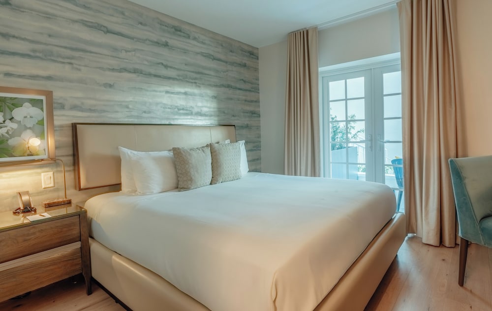 Iberostar Waves Miami Beach 29/60