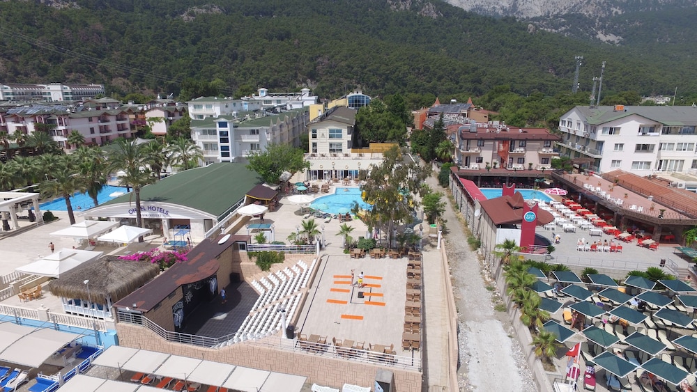 Club Hotel Sunbel 38/49