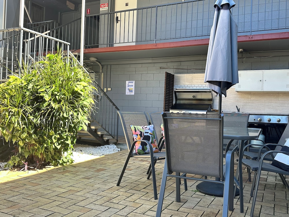 AIRWAY MOTEL 35/50