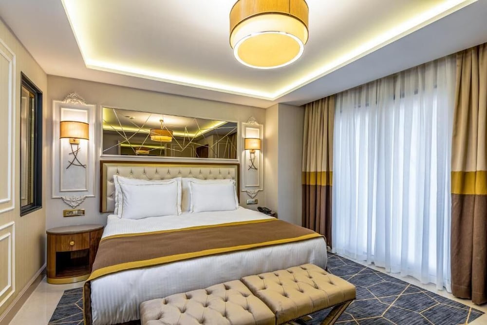 Beethoven Senfoni Hotel Istanbul 11/56