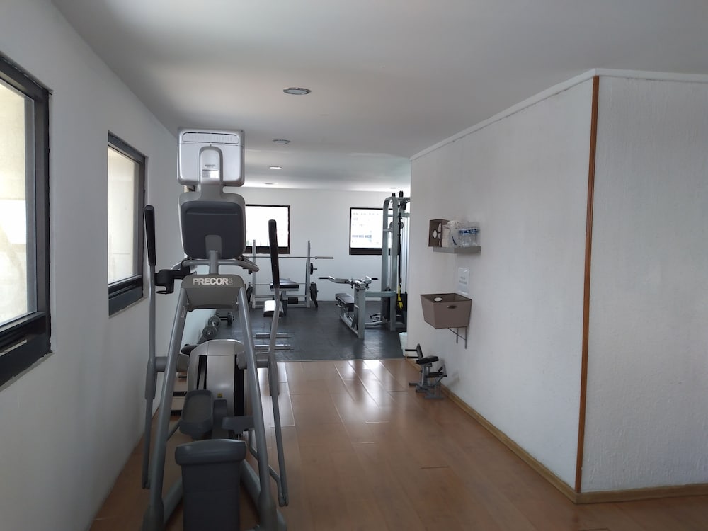 Campestre Inn Hotel And Residences 39/44