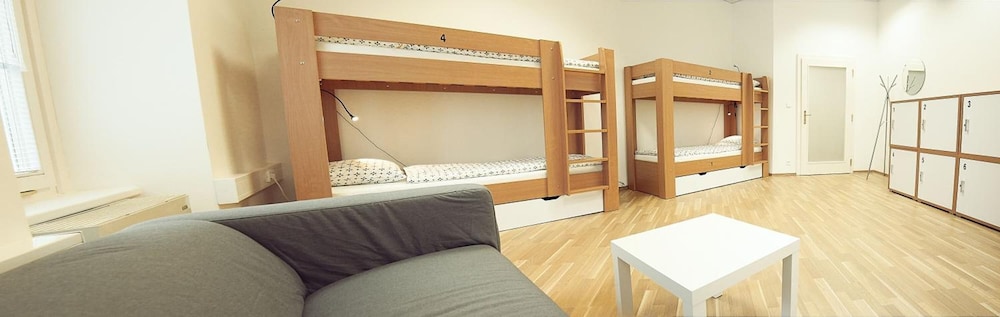 Hostel Folks 23/34