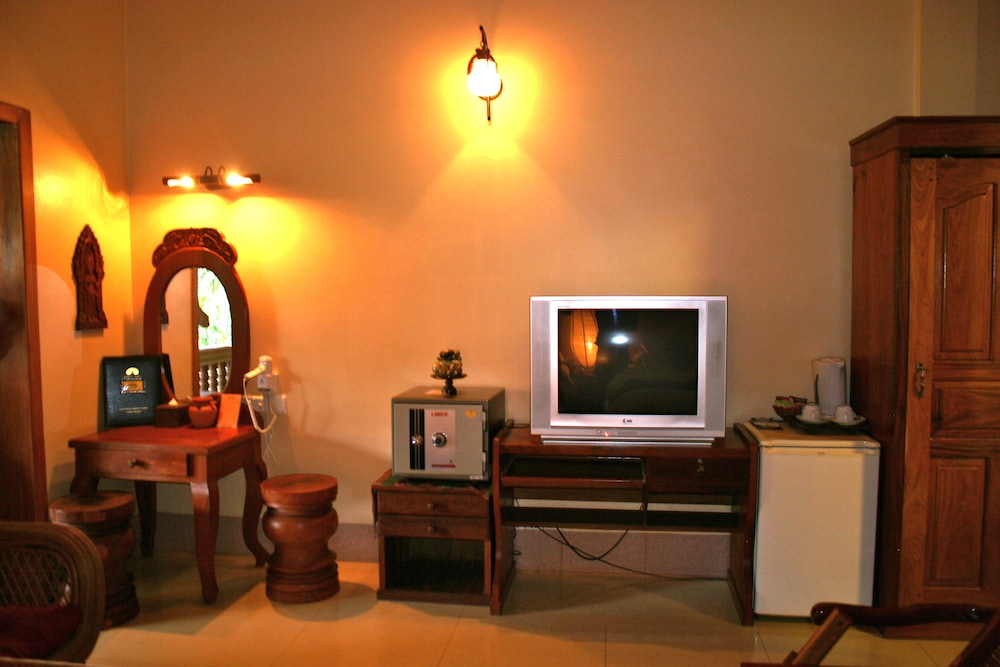 Shining Angkor Boutique Hotel 66/76