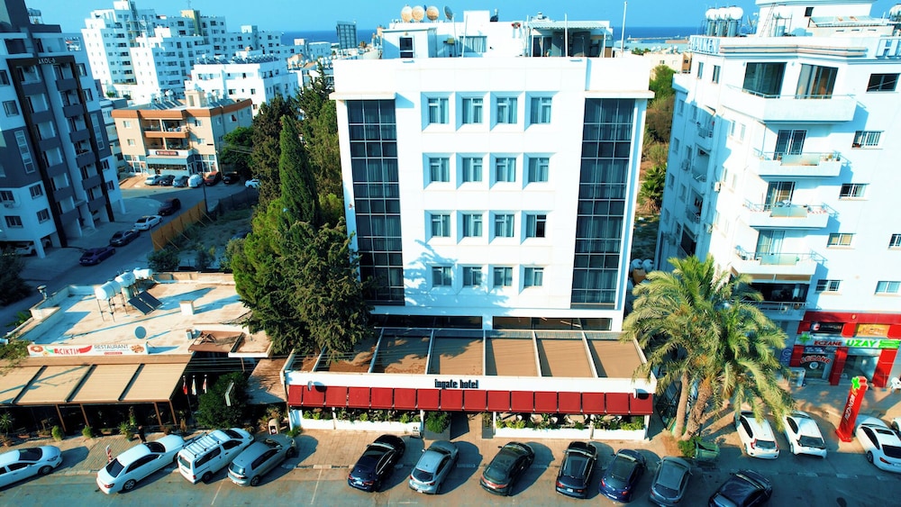 Ingate Hotel 2/50