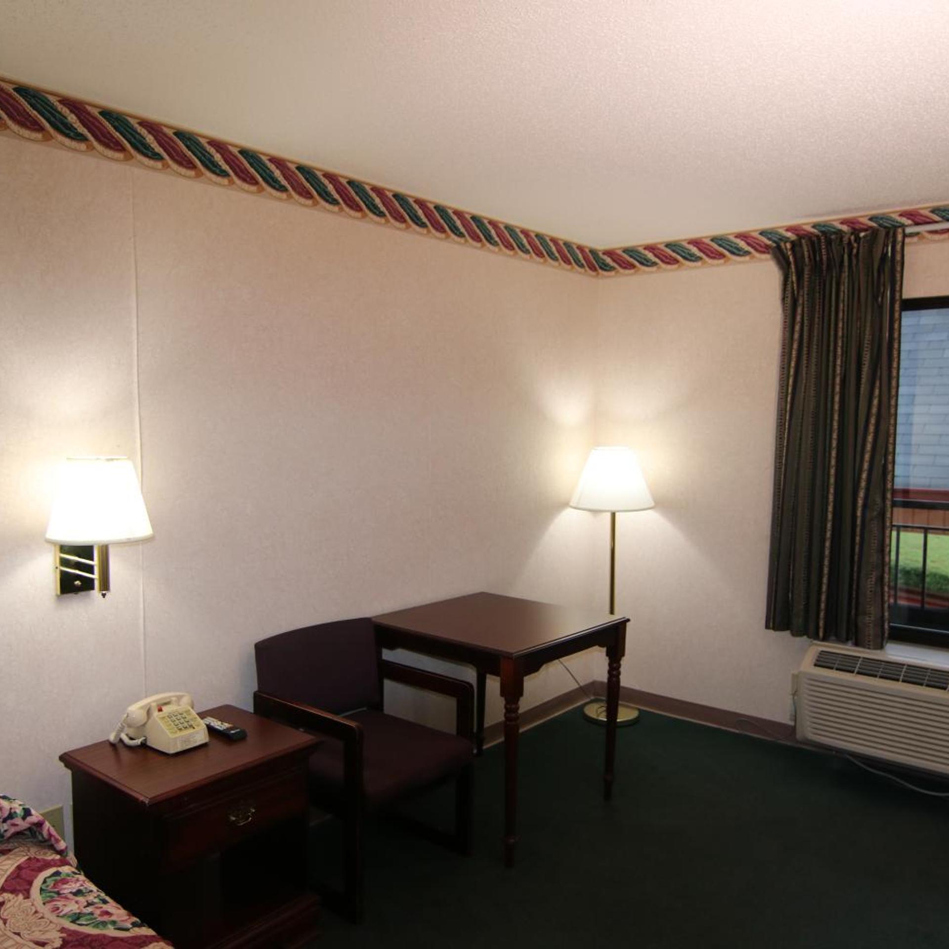 Executive Inn Kershaw 15/25