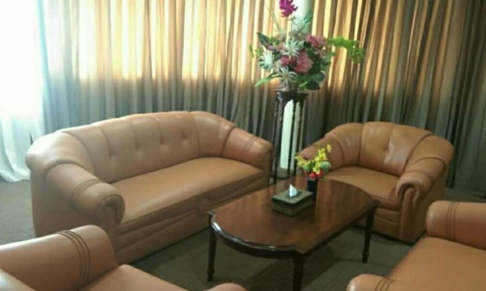 HOTEL MARIAT SORONG 38/54