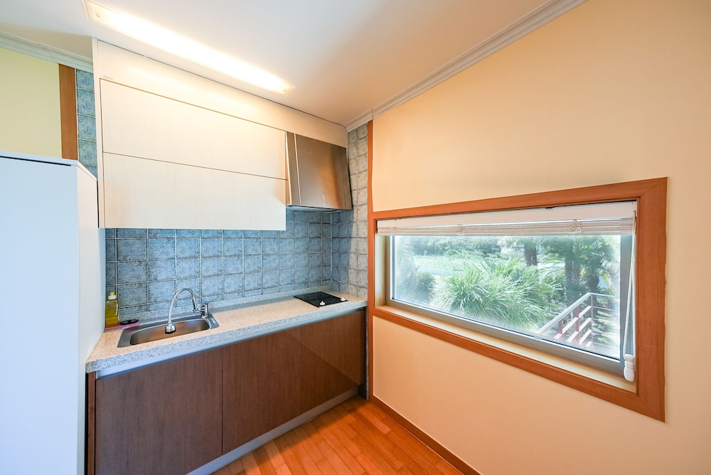 Harmony Resort 3/56