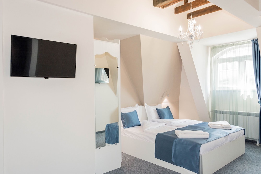 1 BEDROOM, APARTMENT, SEA VIEW