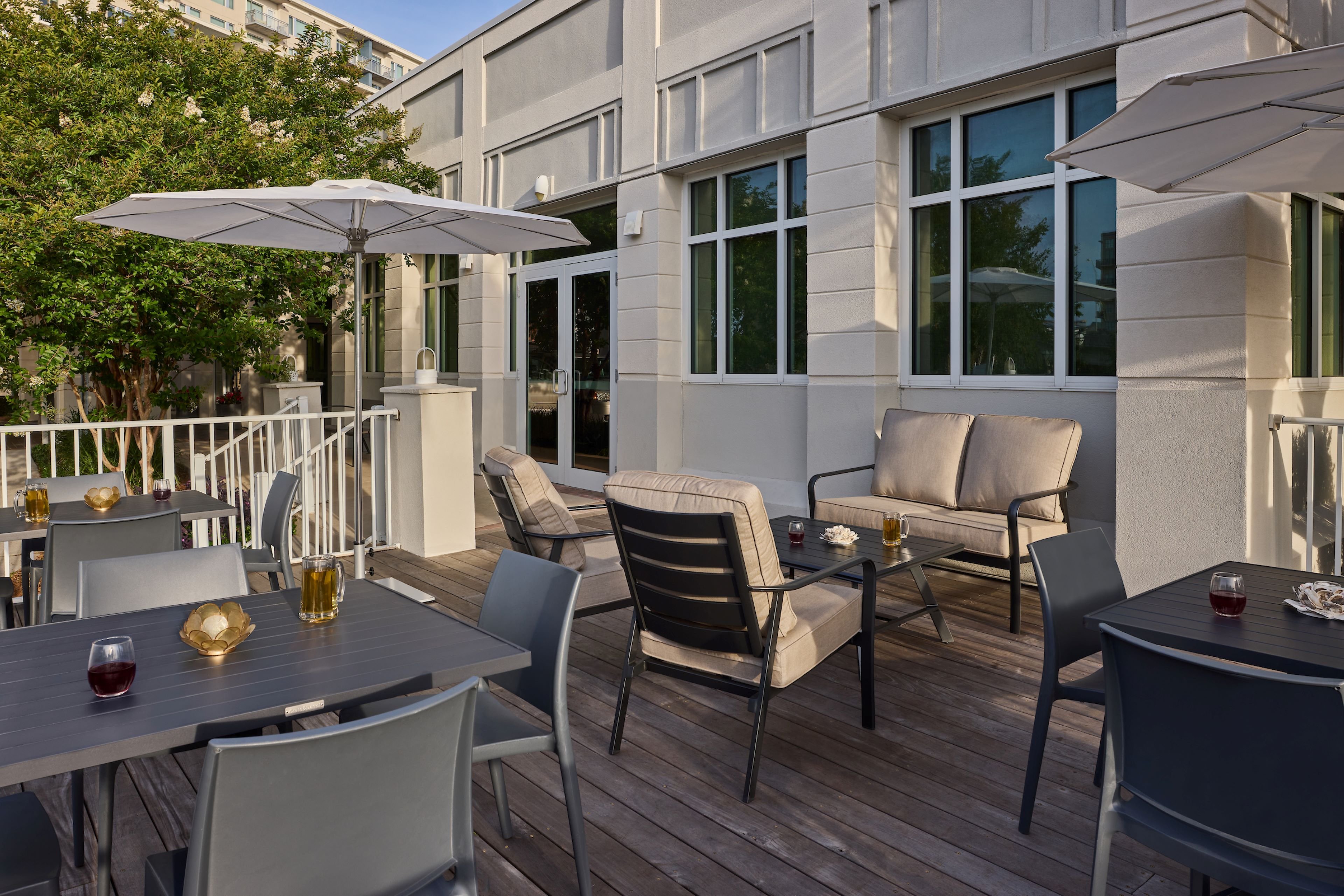 Holiday Inn Express & Suites Charleston Dwtn - Westedge, an IHG Hotel 27/34