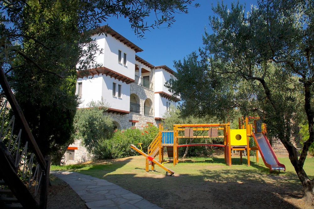 Geranion Village 12/48