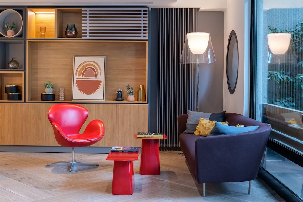 Holiday Inn Reims Centre 6/65