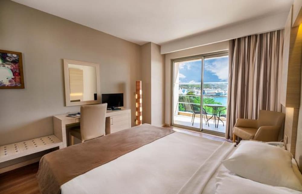 A Good Life Utopia Family Resort 19/50