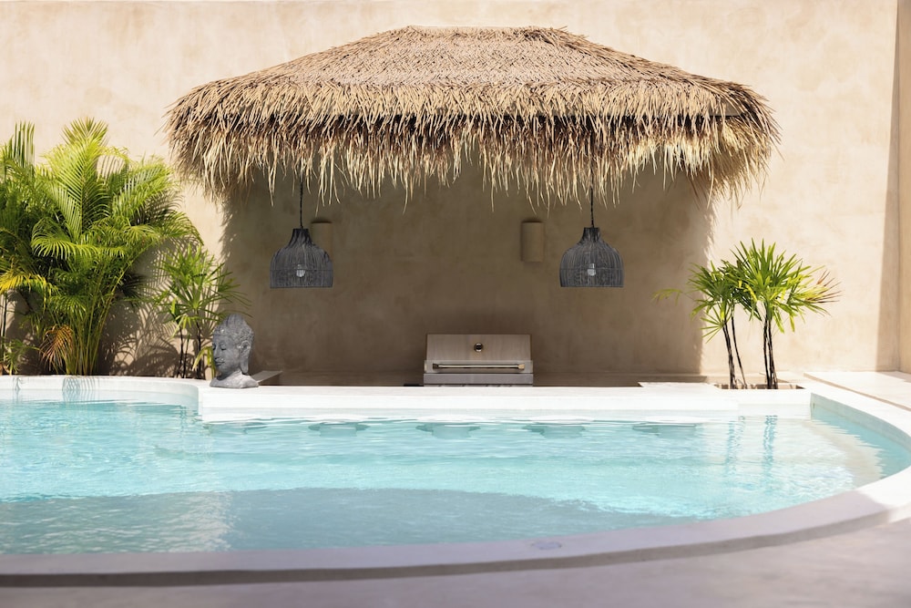 Karma Resort 45/50