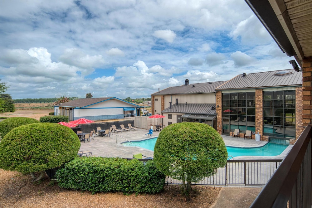 SureStay Plus By Best Western Greenwood 47/50