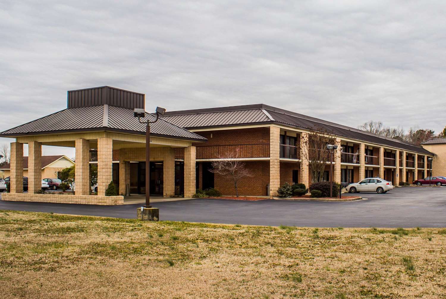 Quality Inn Kinston Hwy 70 2/33