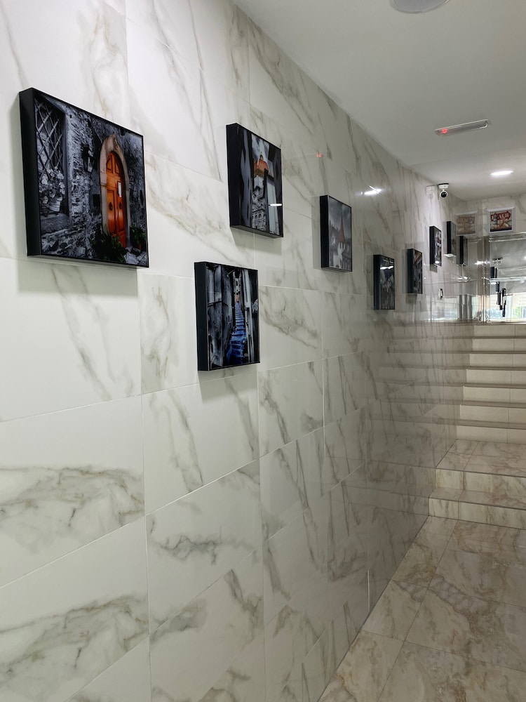 Lee Luxury Home USM Penang 35/44