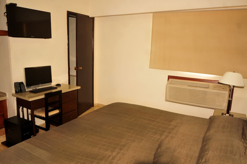 Hotel America Palacio 23/74