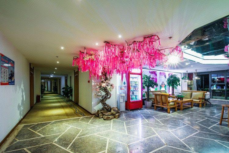 Xingshun Business Hotel 9/23