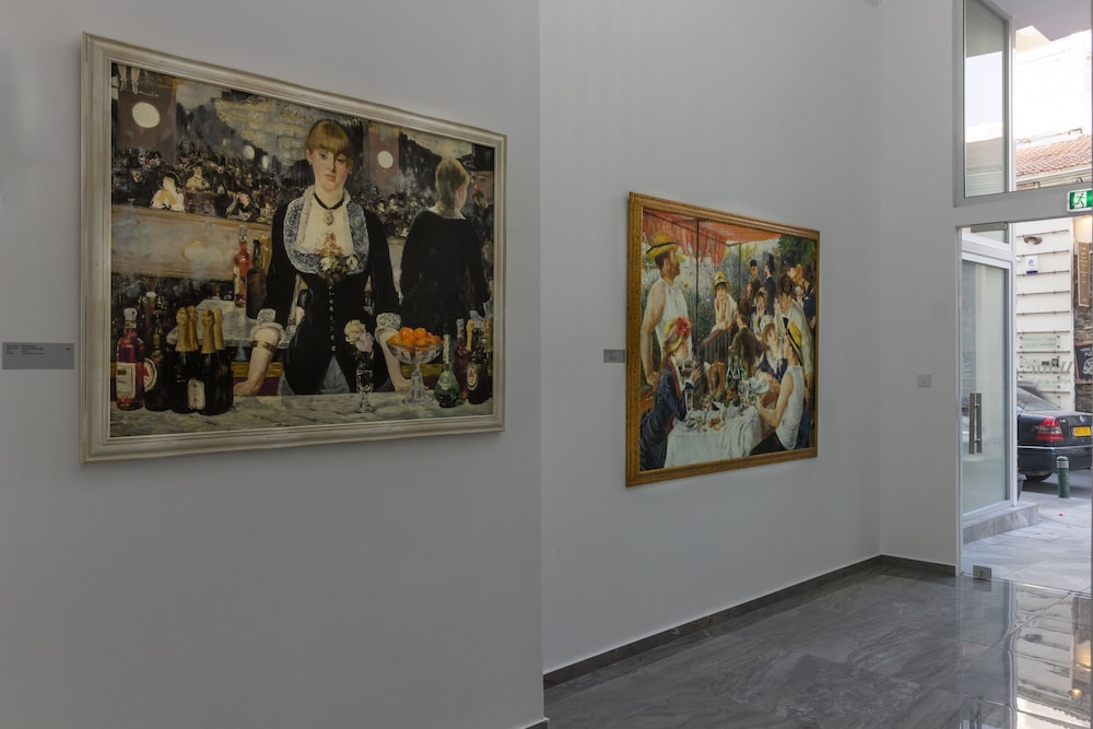 Art & Wine Studios And Apts 10/50