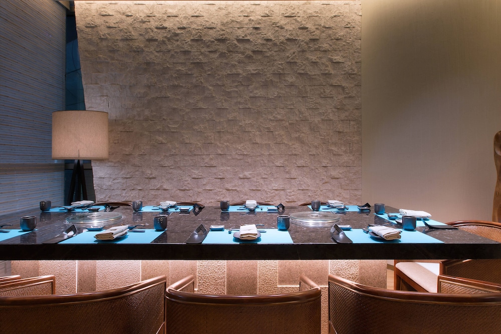 Sheraton Zhanjiang Hotel 45/48