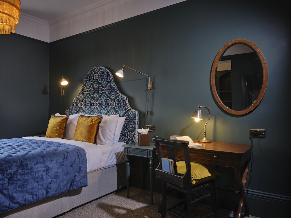 The Bath Hotel 36/61
