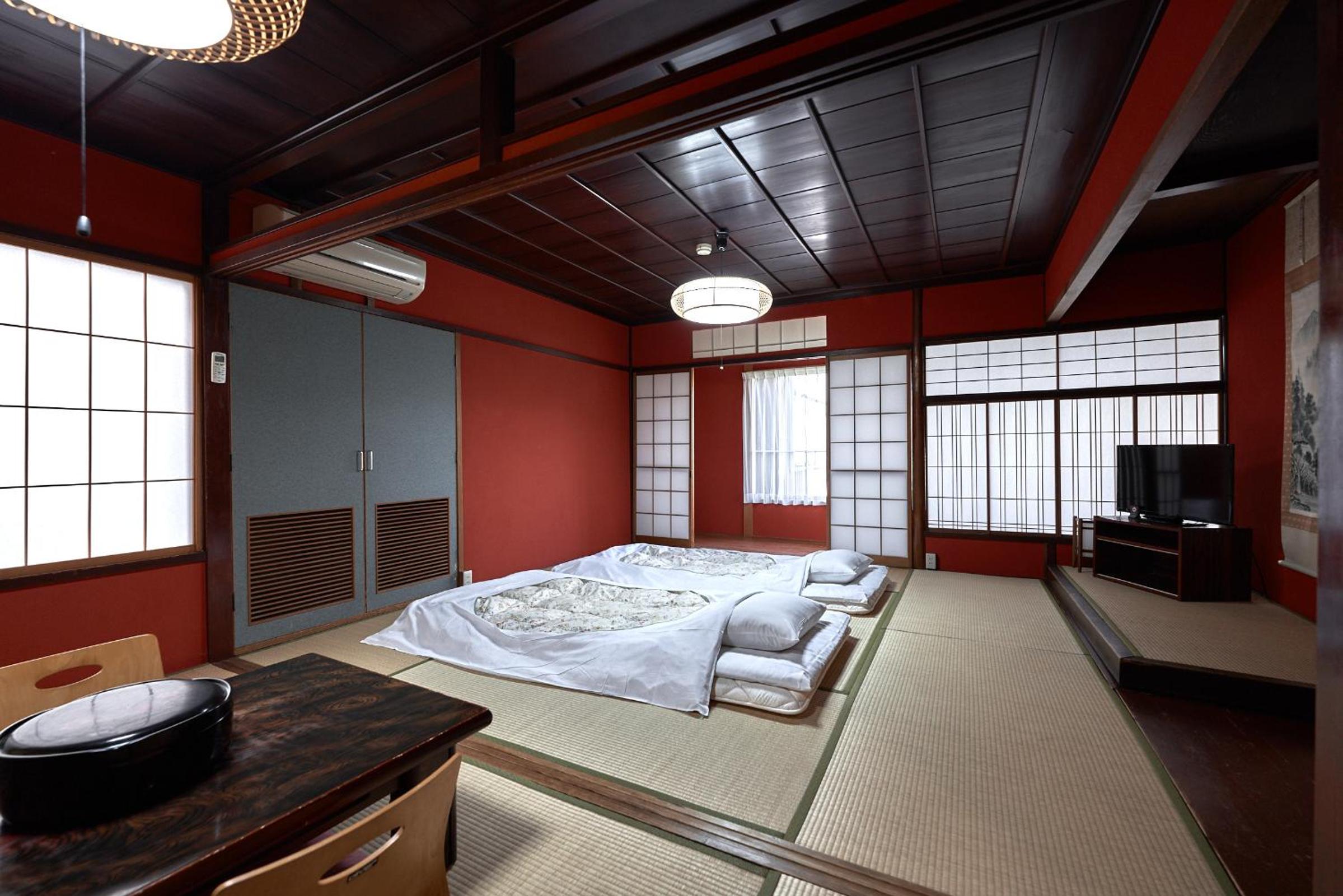 Japanese, Standard, 3 Futon Beds, Shared Bathroom