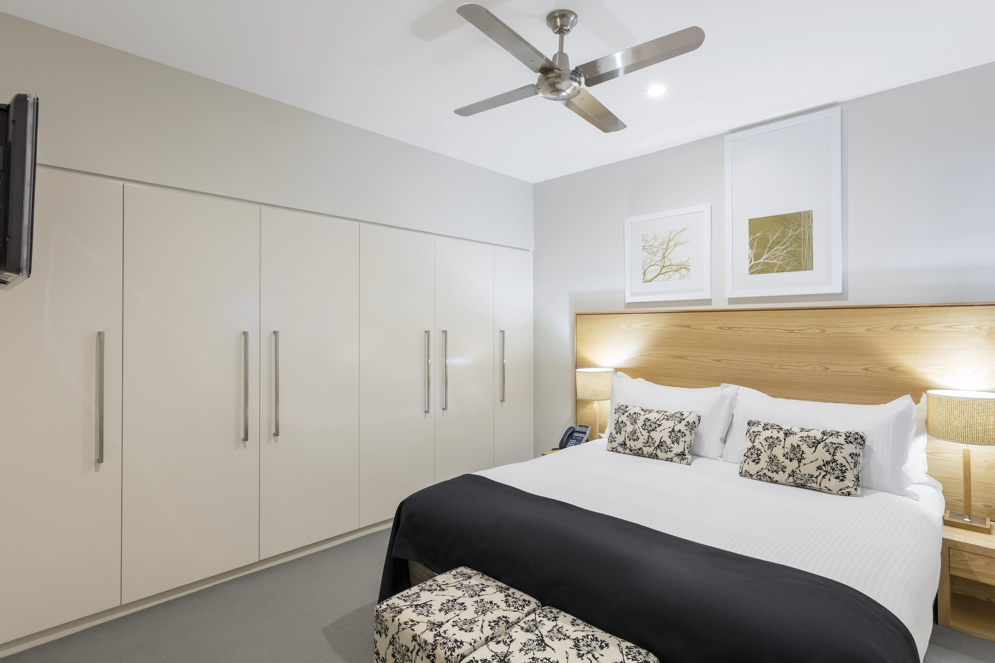 1 BEDROOM, RESORT, APARTMENT