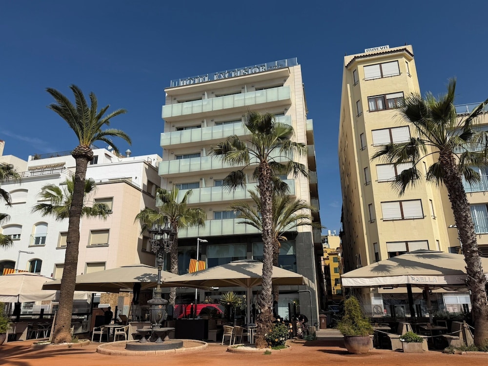 URH Excelsior Lloret 8/61