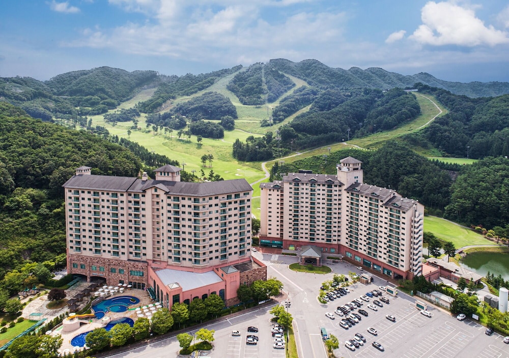 Oak Valley Resort 2/50