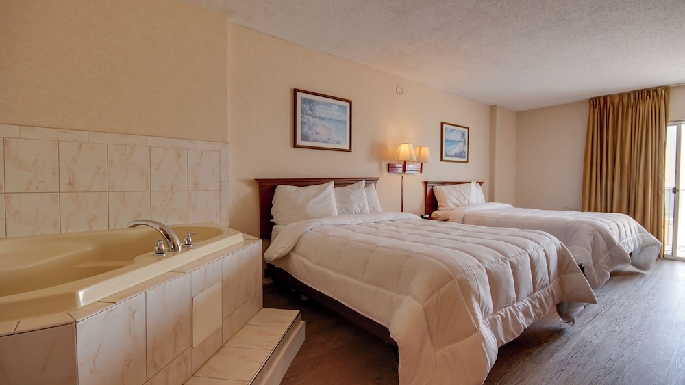 ROOM, 2 QUEEN BEDS, SIDE VIEW, JETTED TUB