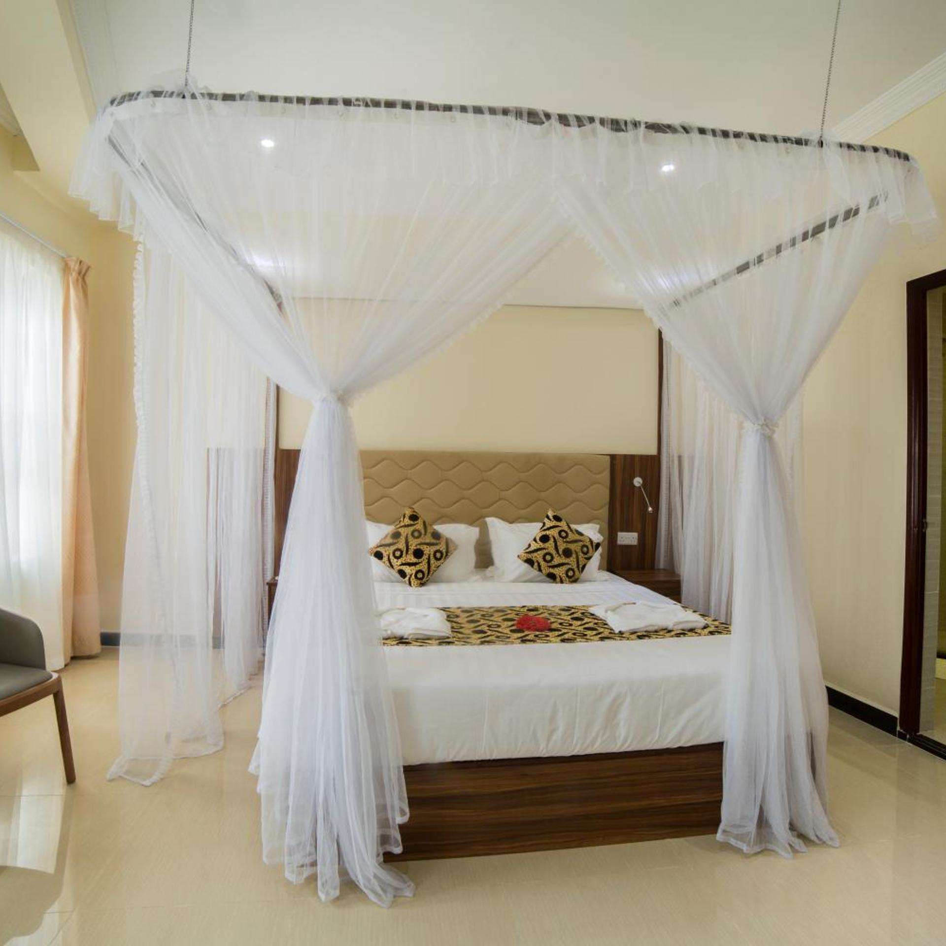 استوديو سوبيريور، Spice Palace Hotel 5/10