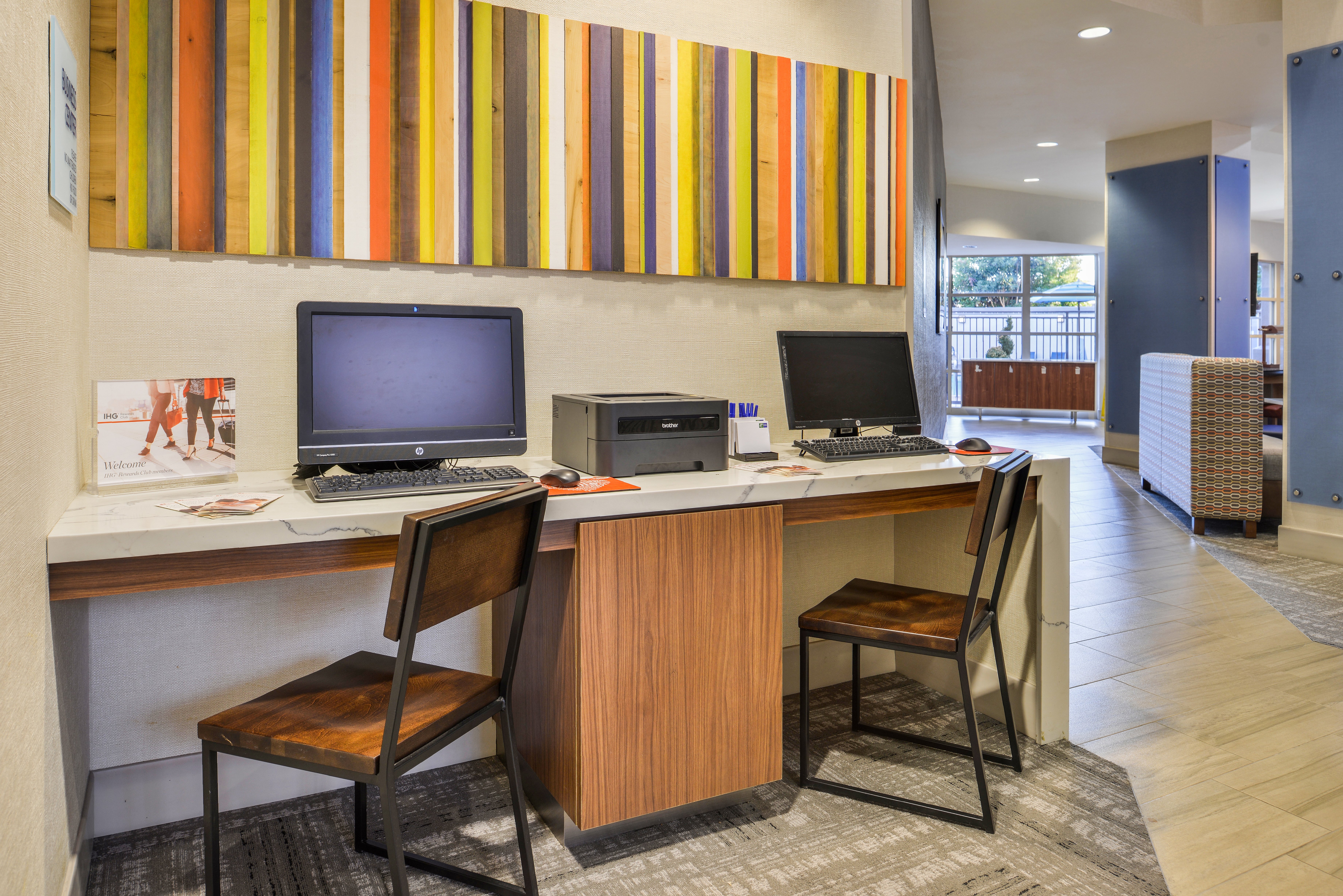 Holiday Inn Express Hotel Suites Elk Grove Ctrl Sacramento S An Ihg Hotel 33/42