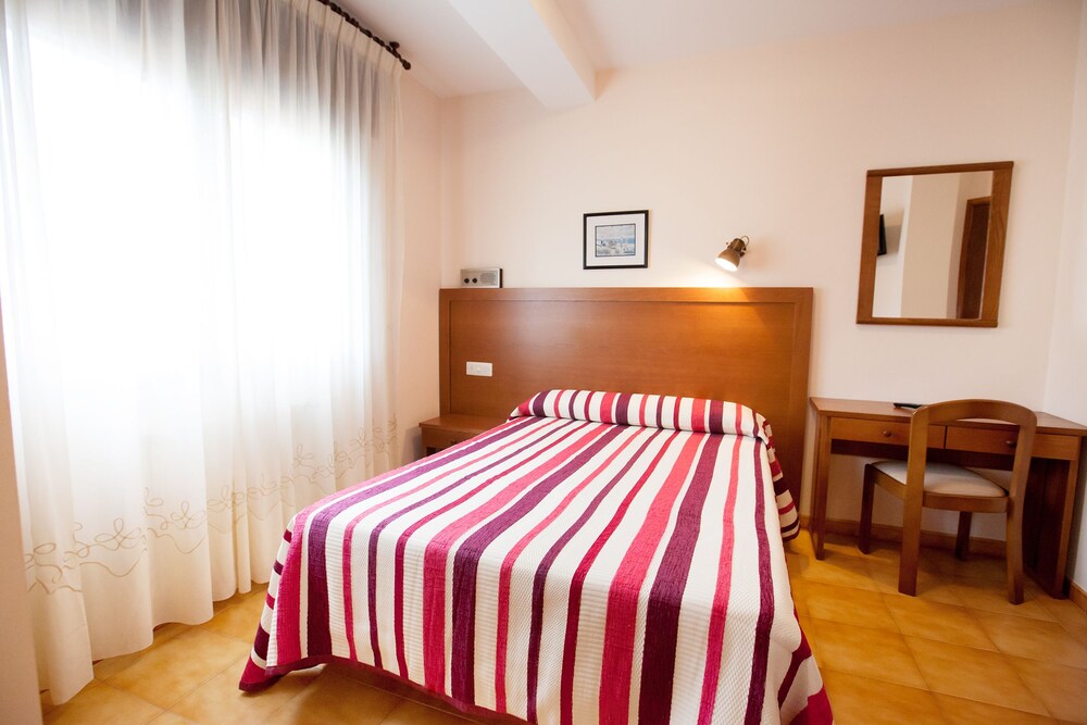 Hotel el Puente 29/55