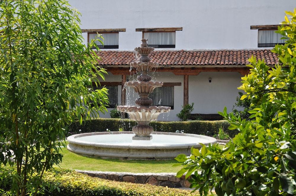 HOTEL HACIENDA CANTALAGUA GOLF 9/65