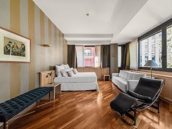 Studio, Sofa, Kitchenette, Bathtub, Xl