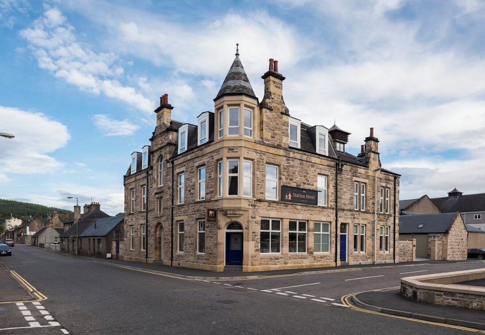 The Station Hotel 1/50