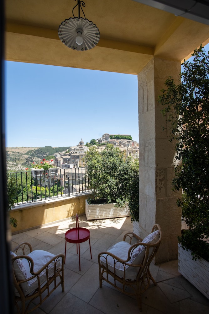 Terra Del Sole Ibla 26/50