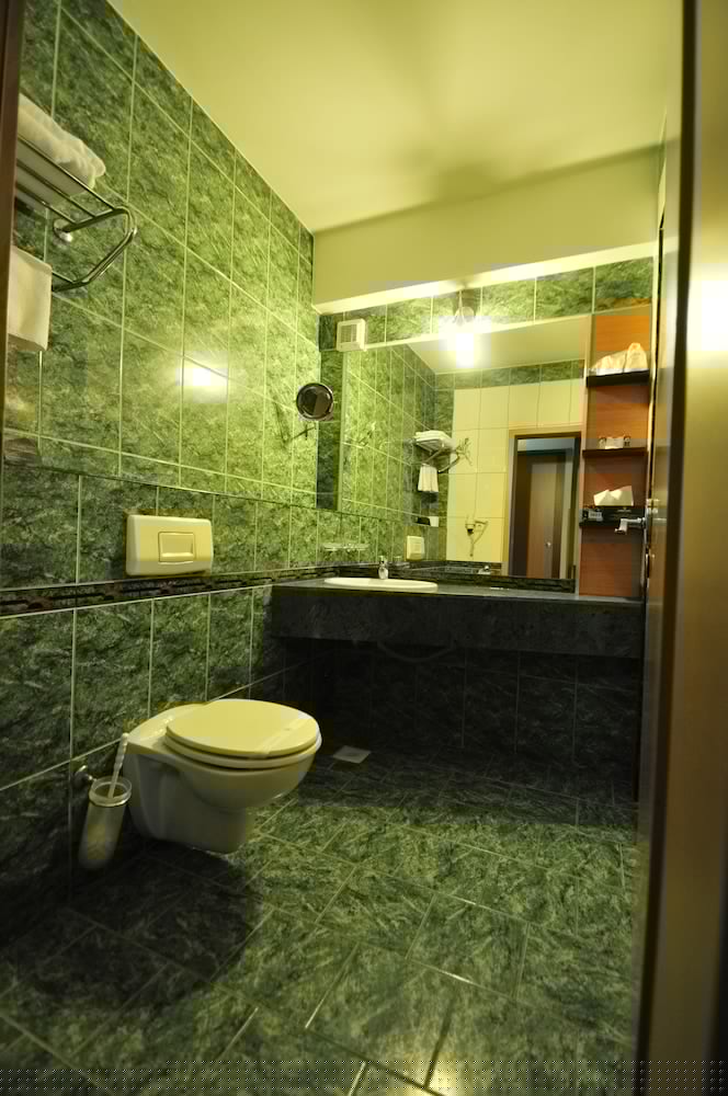 Ambassador Hotel 46/50