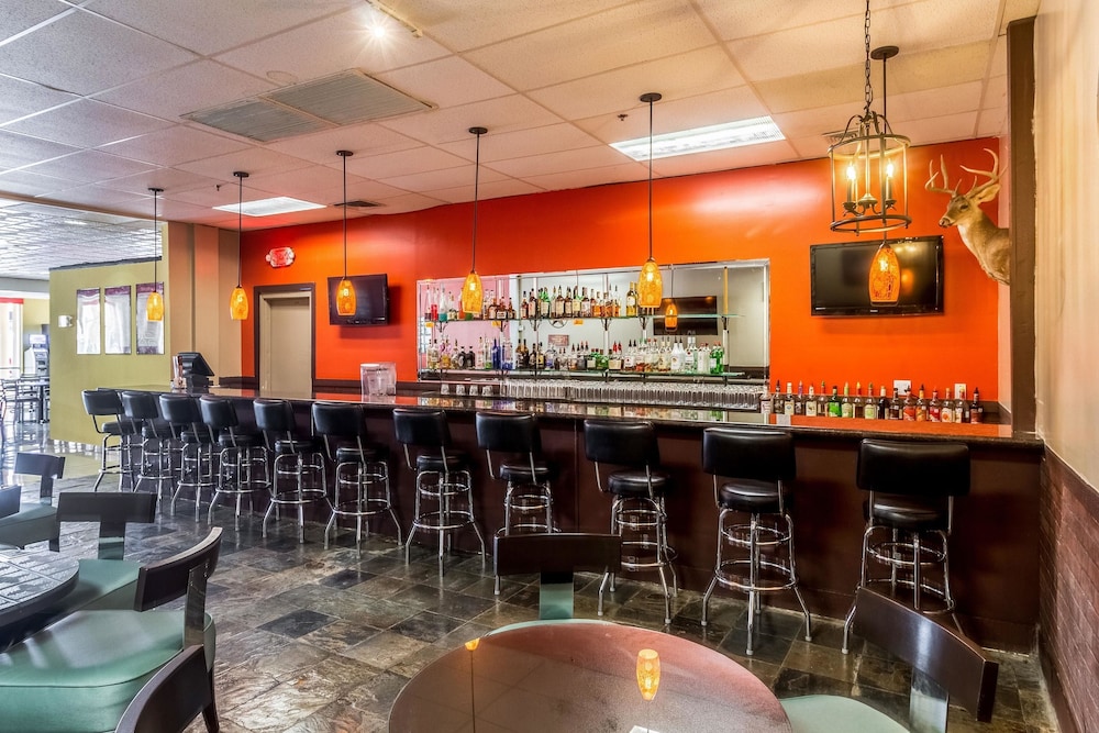 Clarion Inn Near McAllen Airport 37/44