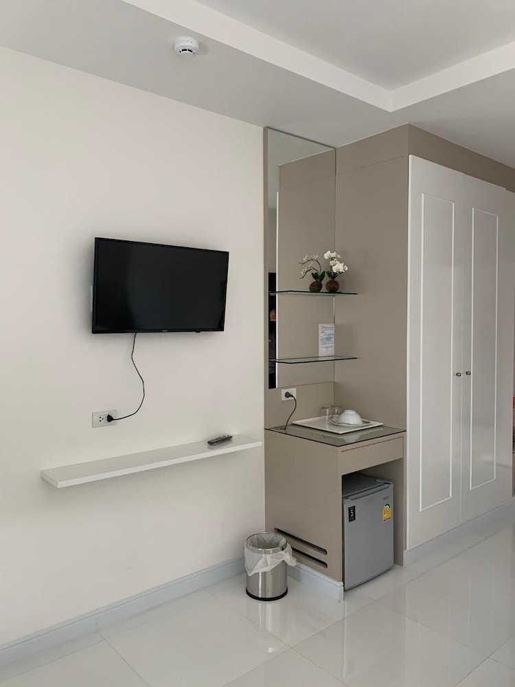 iCare Residence & Hotel 34/41