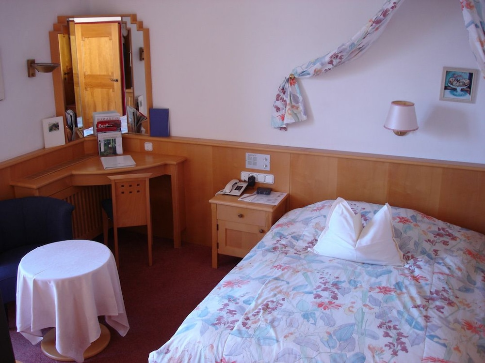 Romantik Hotel Im Weissen Roessl 28/71